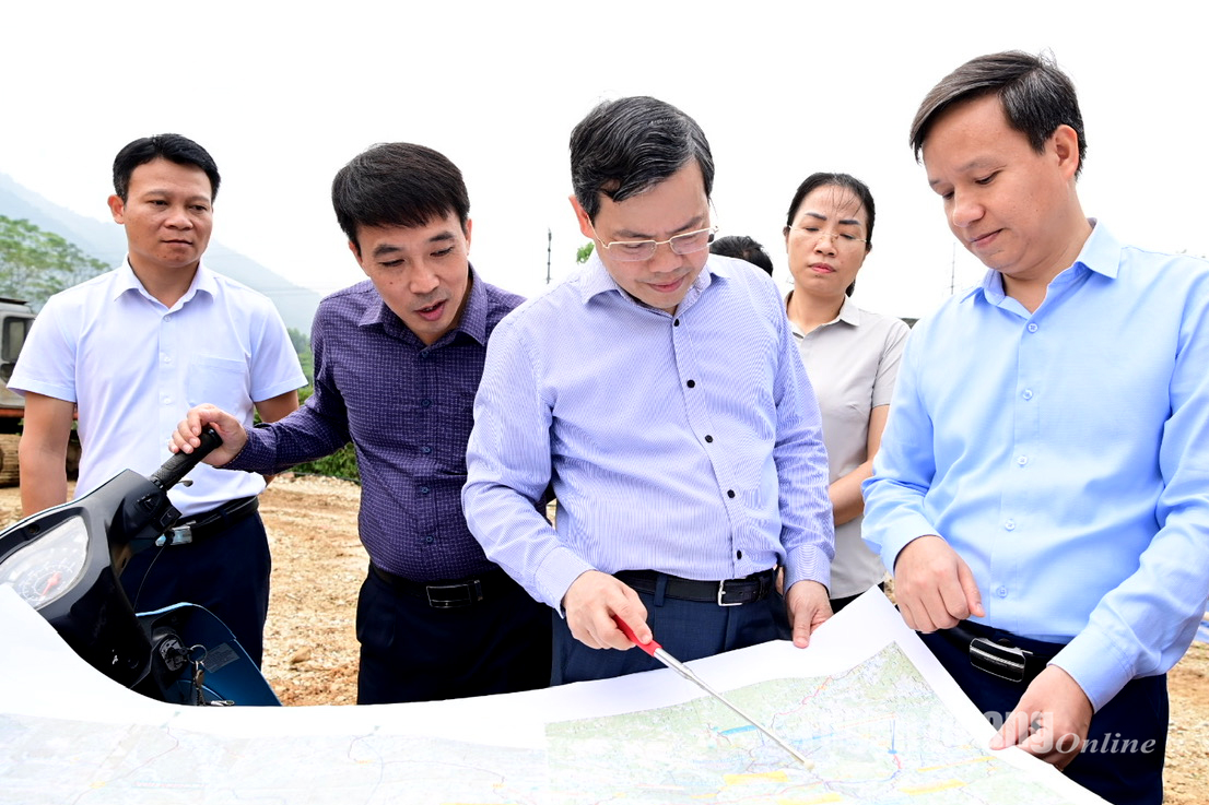 Chủ tịch UBND tỉnh Nguyễn Văn Sơn kiểm tra tiến độ đầu tư một số dự án